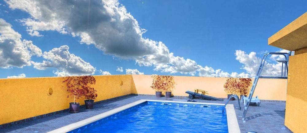 Icon Hotel Apartments Dubai Dış mekan fotoğraf
